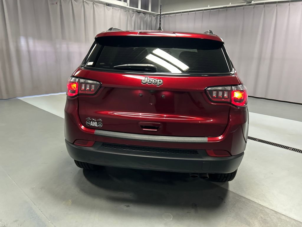Used 2021 Jeep Compass Latitude AWD/4WD image 6