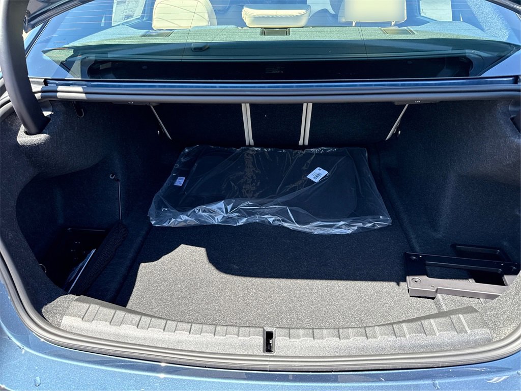New 2025 BMW 330i Sedan w/ Convenience Package image 13