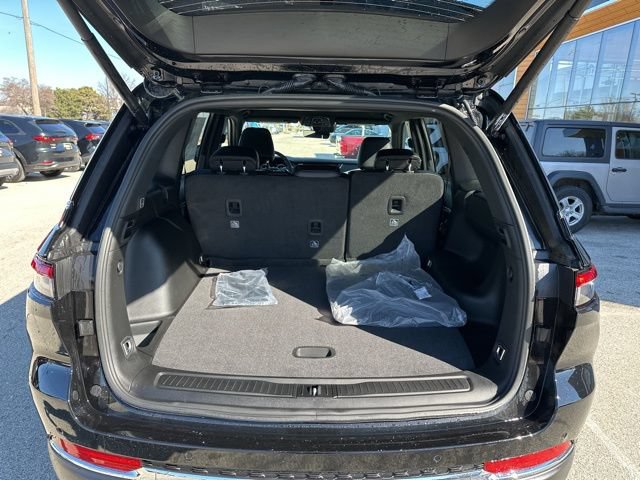 New 2025 Jeep Grand Cherokee Limited AWD/4WD image 10