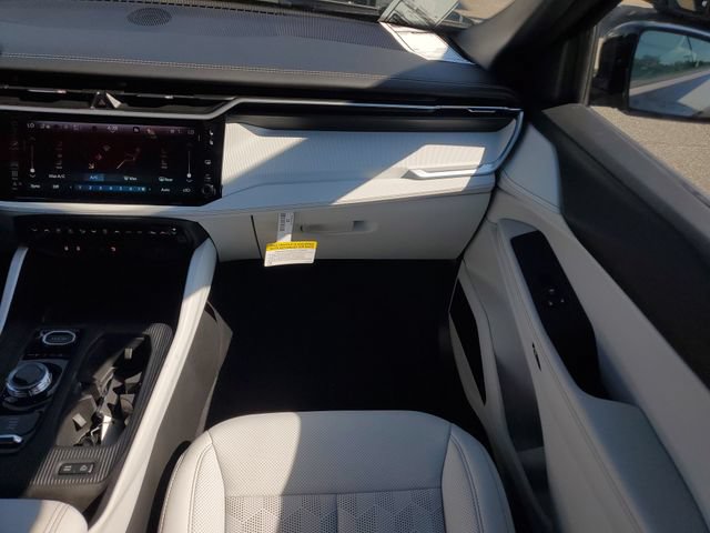 New 2026 Jeep Cherokee Overland w/ Trailer Tow Group AWD/4WD image 20