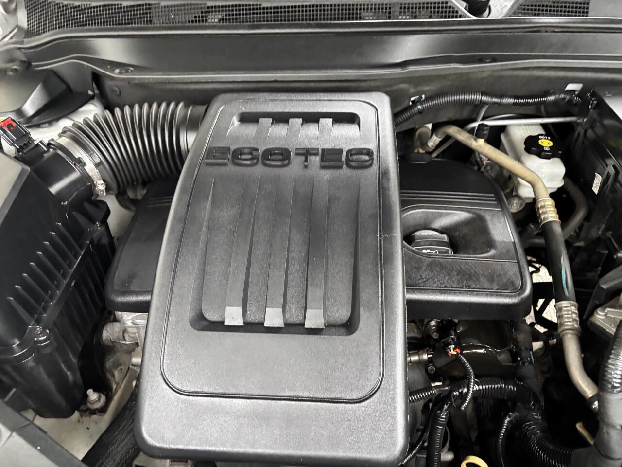 Used 2015 GMC Terrain SLT image 24