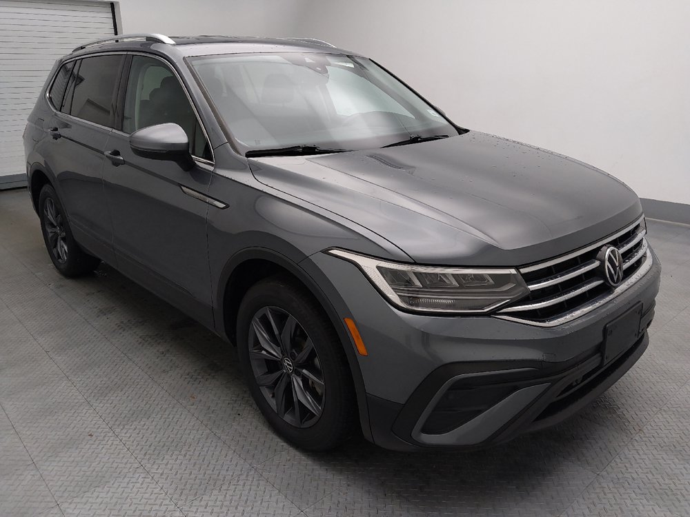 Used 2023 Volkswagen Tiguan SE FWD image 13