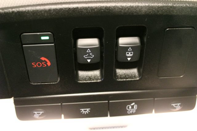 Used 2021 Nissan Rogue SV FWD image 25