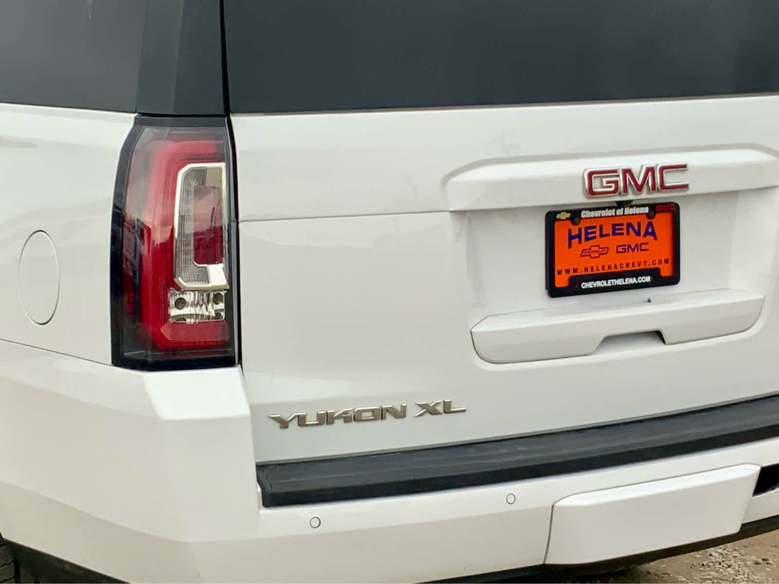 Used 2019 GMC Yukon XL SLT w/ Open Road Package image 14