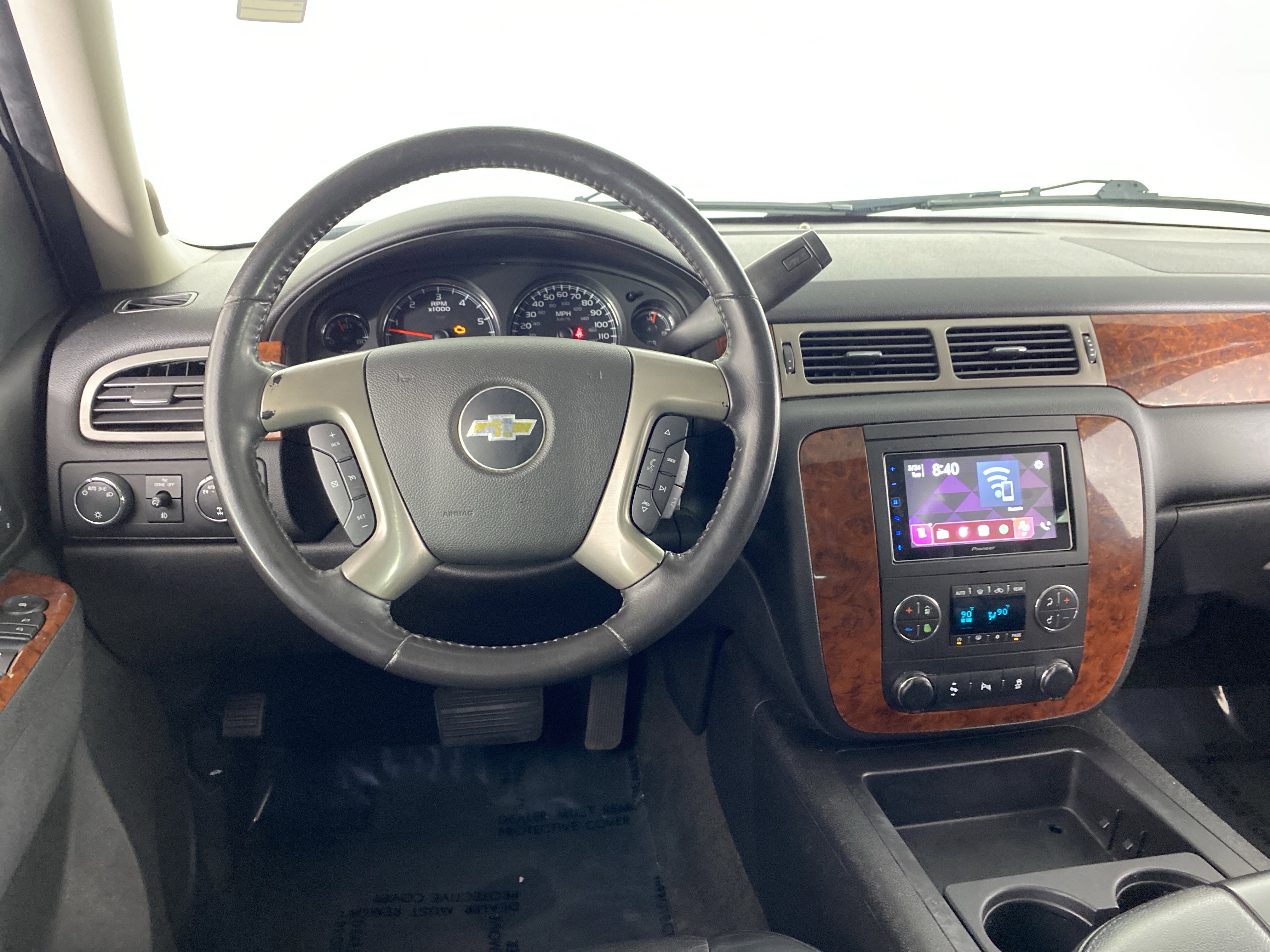 Used 2013 Chevrolet Tahoe LT w/ Luxury Package AWD/4WD image 18