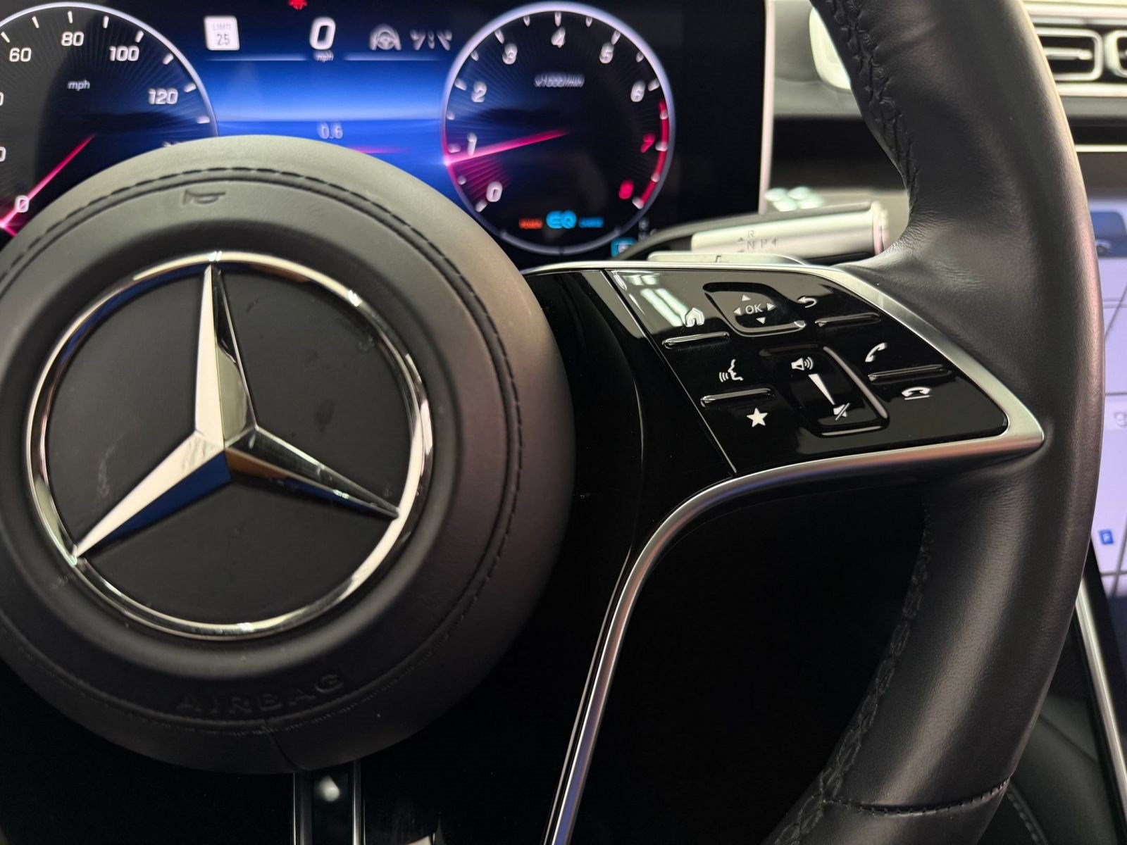 Used 2022 Mercedes-Benz S 500 4MATIC image 14