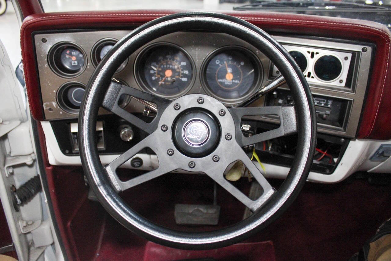 Used 1988 Chevrolet Silverado 3500 2WD Crew Cab image 11