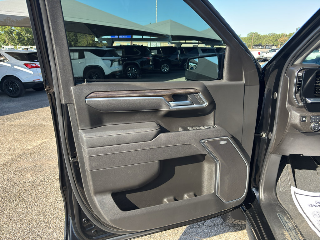 Certified 2025 Chevrolet Silverado 1500 RST w/ Convenience Package II AWD/4WD image 12