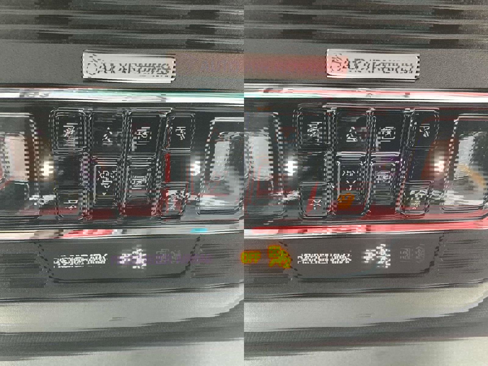 New 2025 Lincoln Corsair Reserve w/ Equipment Group 202A image 26