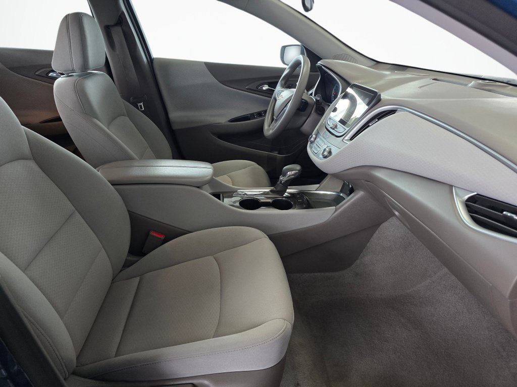 Used 2024 Chevrolet Malibu LT FWD image 43
