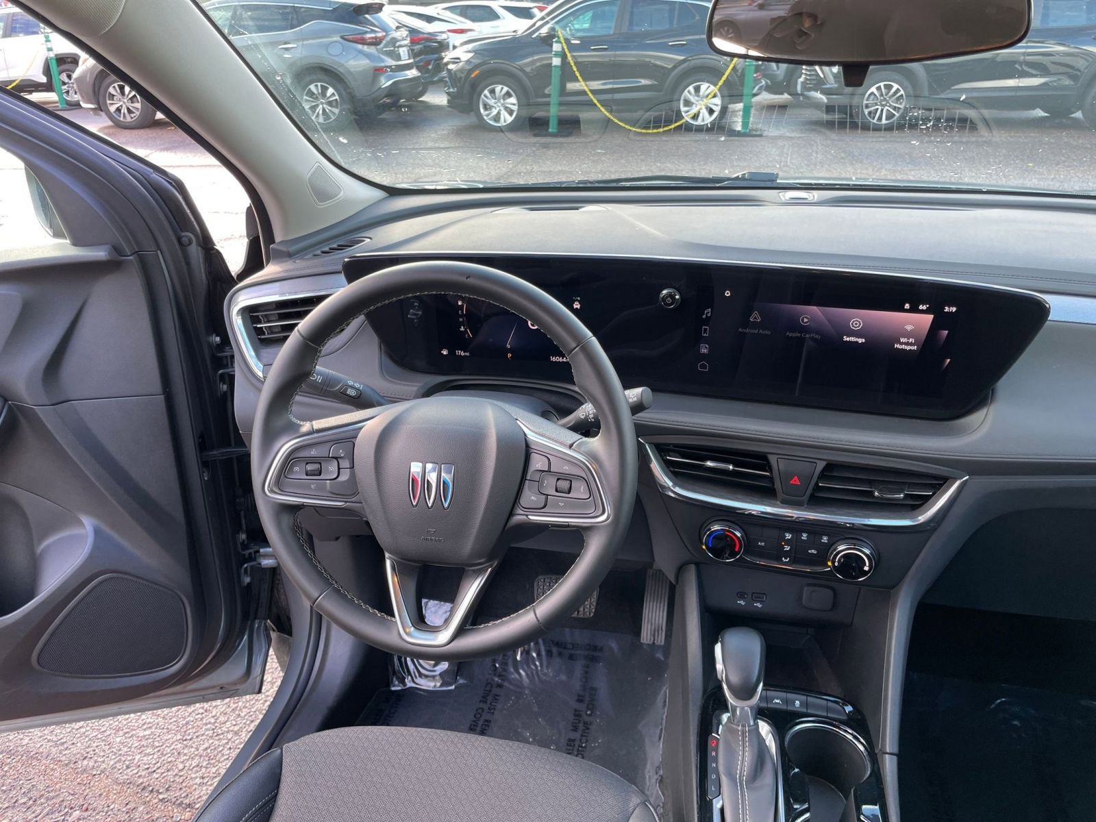 Used 2025 Buick Encore GX Preferred image 33