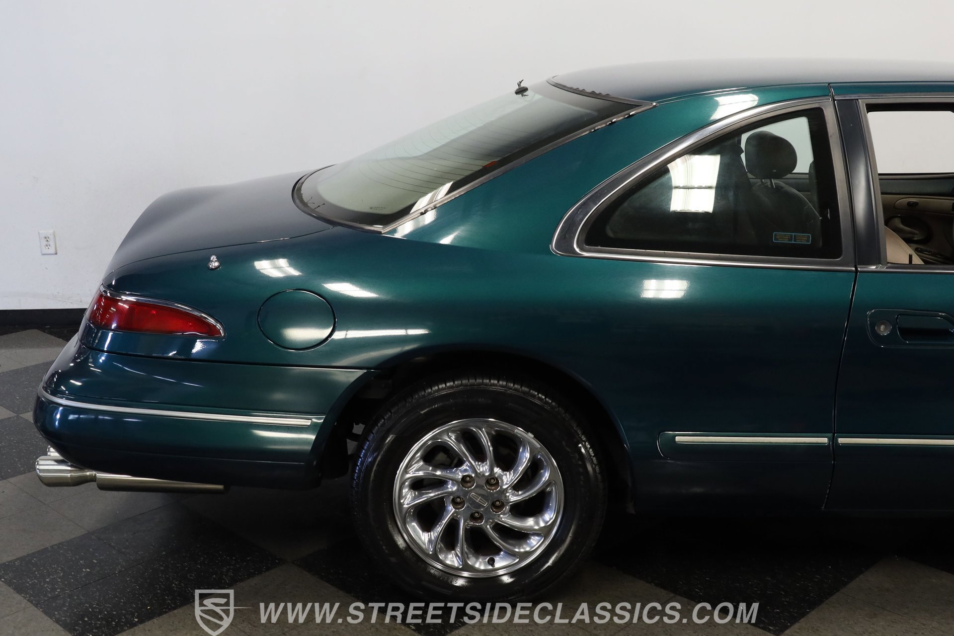 Used 1993 Lincoln Mark VIII image 27