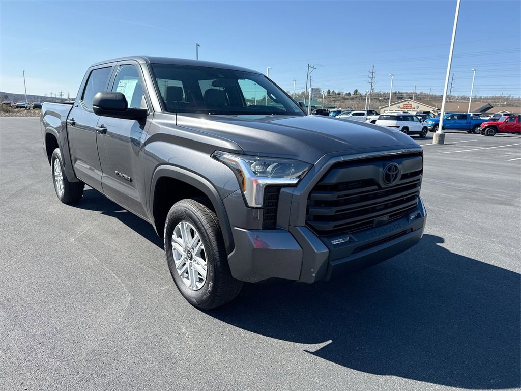 New 2025 Toyota Tundra SR5