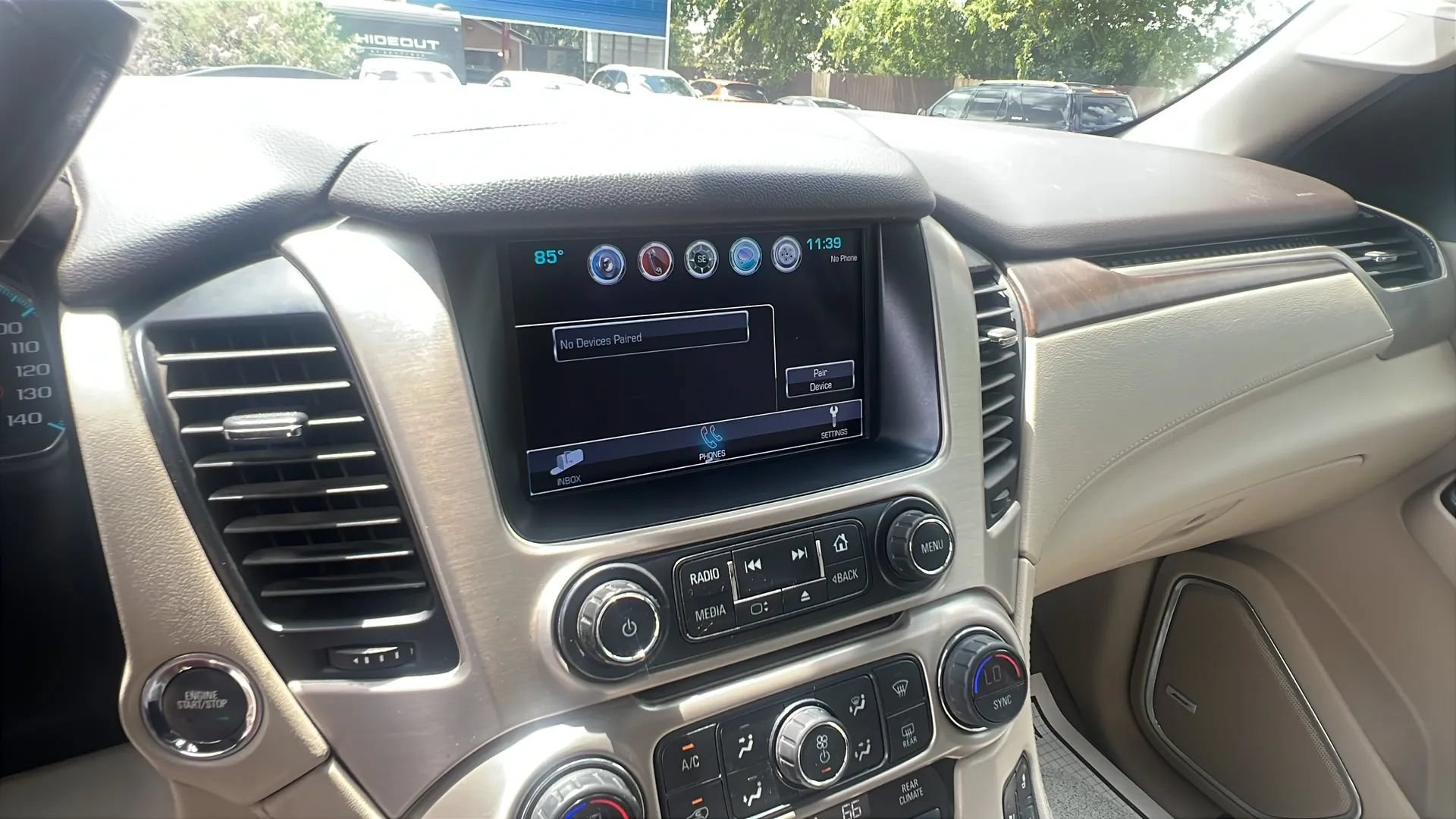 Used 2019 GMC Yukon XL Denali w/ Open Road Package AWD/4WD image 16