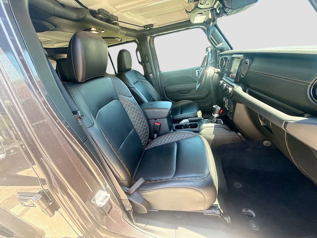 Used 2021 Jeep Wrangler Unlimited Sahara AWD/4WD image 33