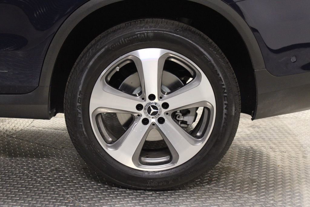 Certified 2022 Mercedes-Benz GLC 300 image 16