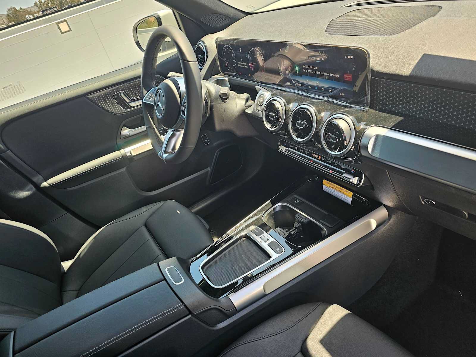 New 2026 Mercedes-Benz GLB 250 image 11