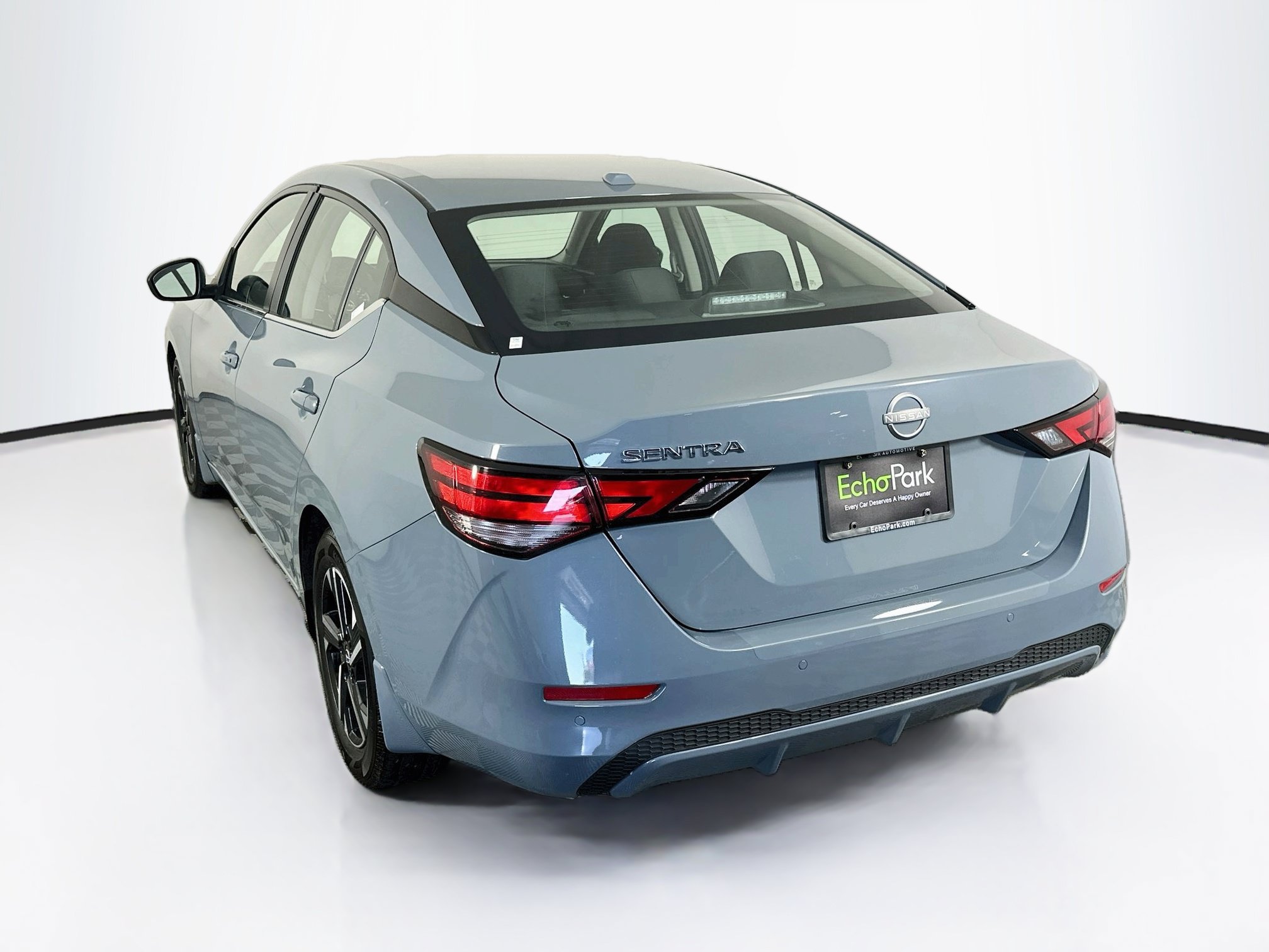 Used 2025 Nissan Sentra SV w/ Trunk Package FWD image 5