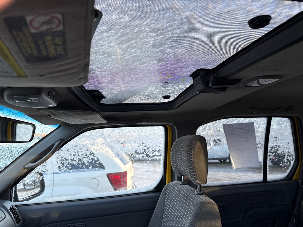 Used 2001 Nissan Xterra SE AWD/4WD image 12