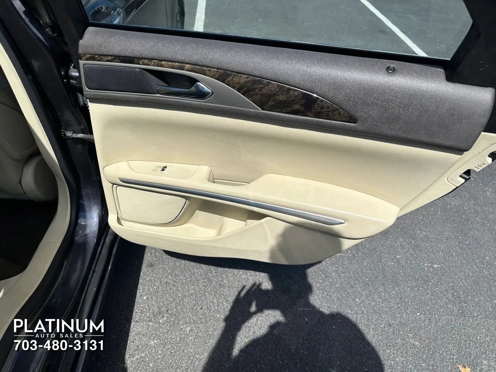 Used 2013 Lincoln MKZ Hybrid FWD image 16
