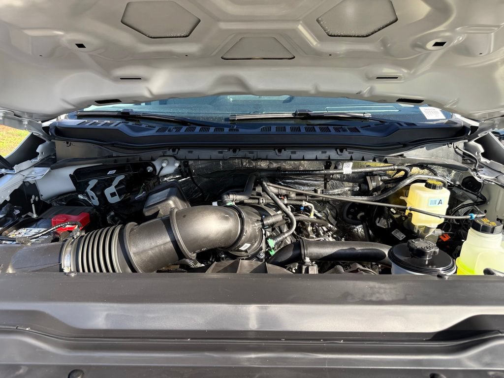 New 2026 Ford F250 XL w/ XL Chrome Package AWD/4WD image 8
