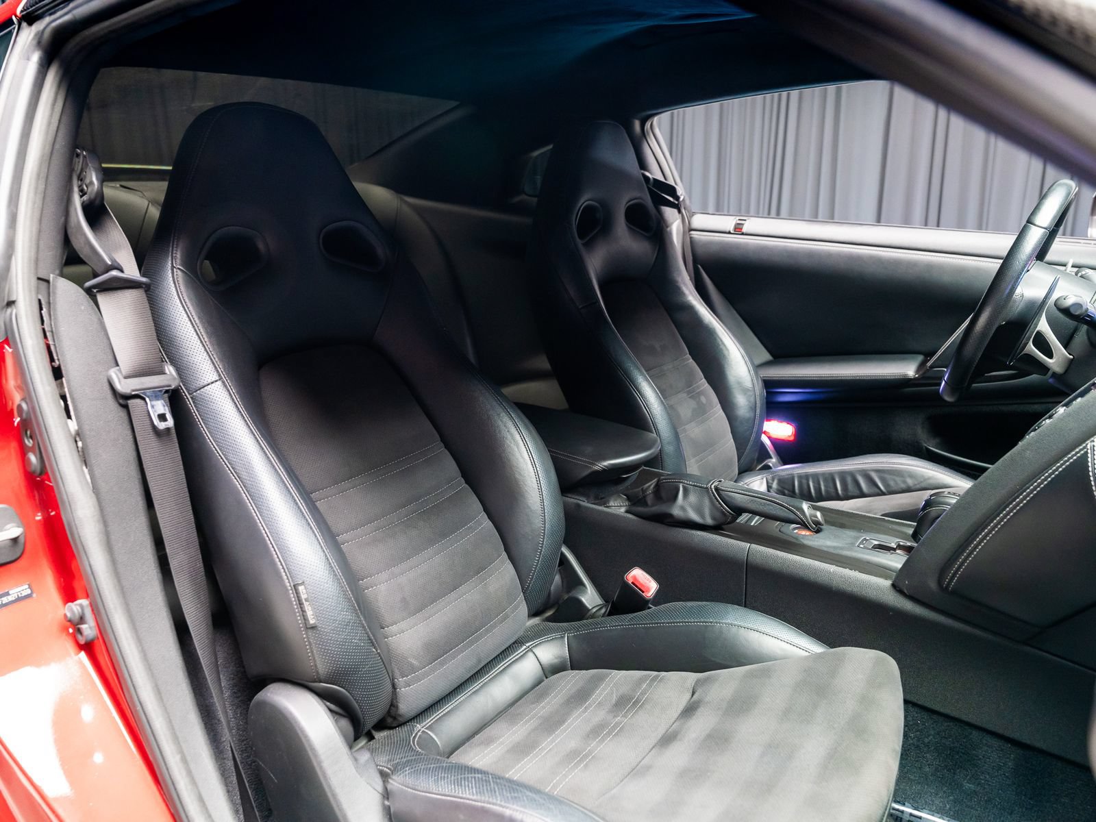 Used 2014 Nissan GT-R Premium AWD/4WD image 72