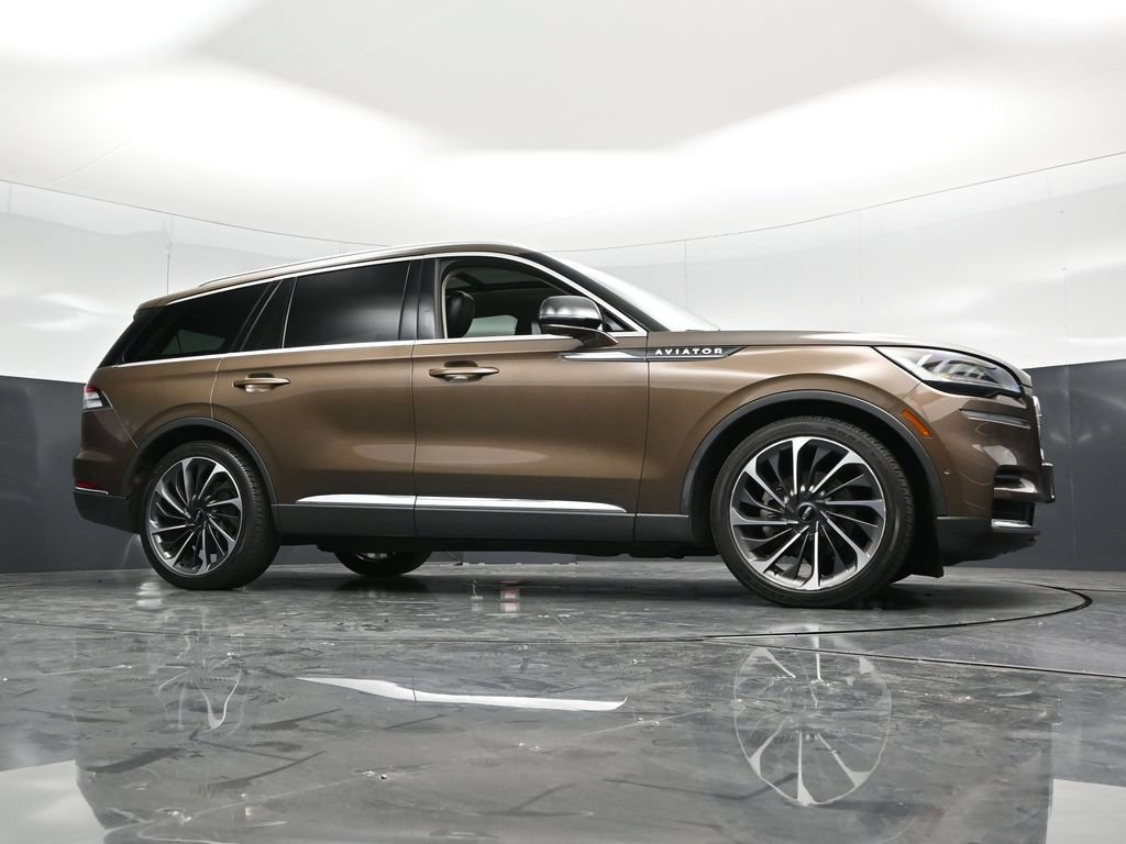 Used 2022 Lincoln Aviator Reserve w/ Equipment Group 201A AWD/4WD image 57
