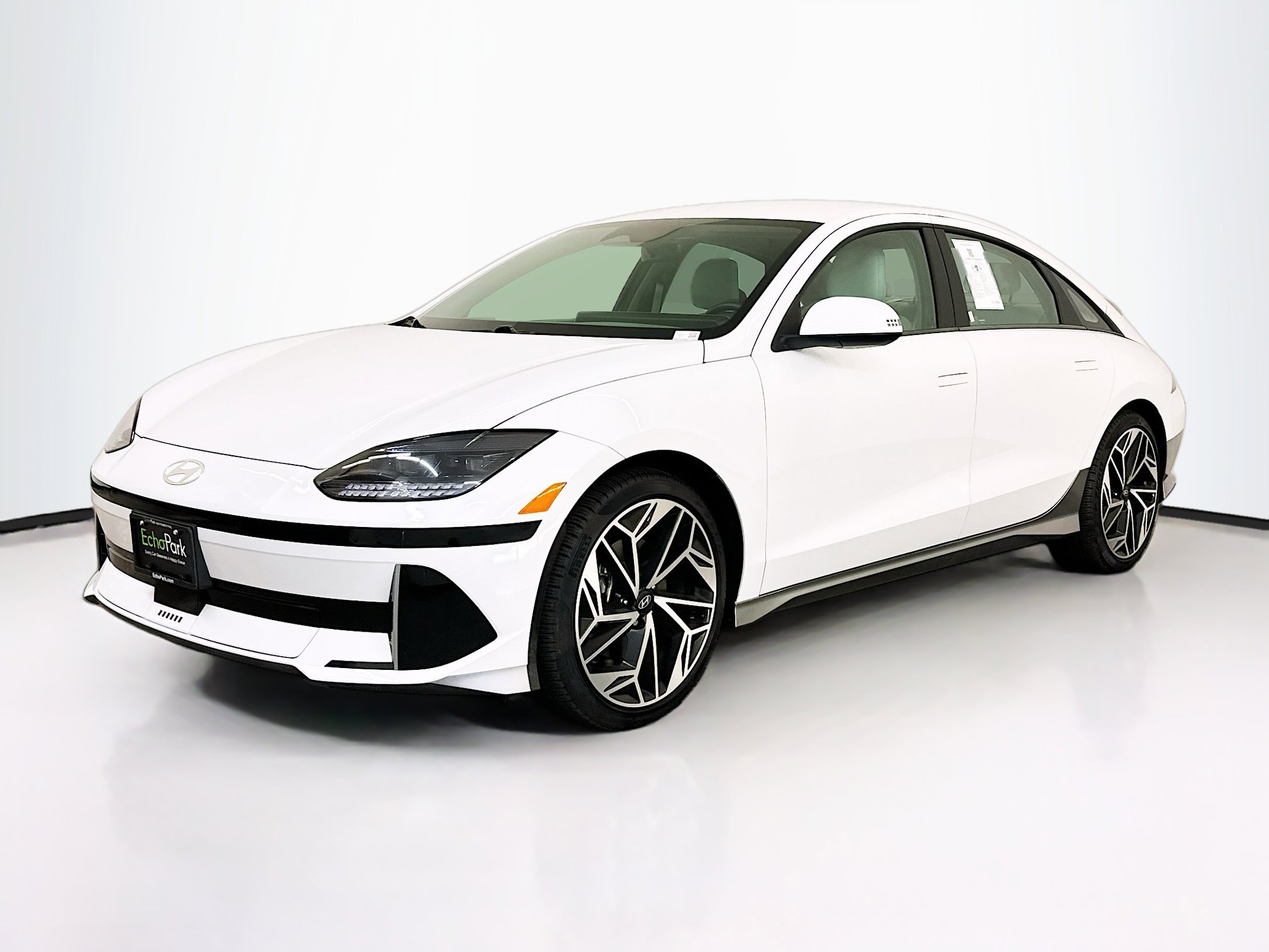 Used 2023 Hyundai Ioniq 6 SEL w/ Cargo Package image 3