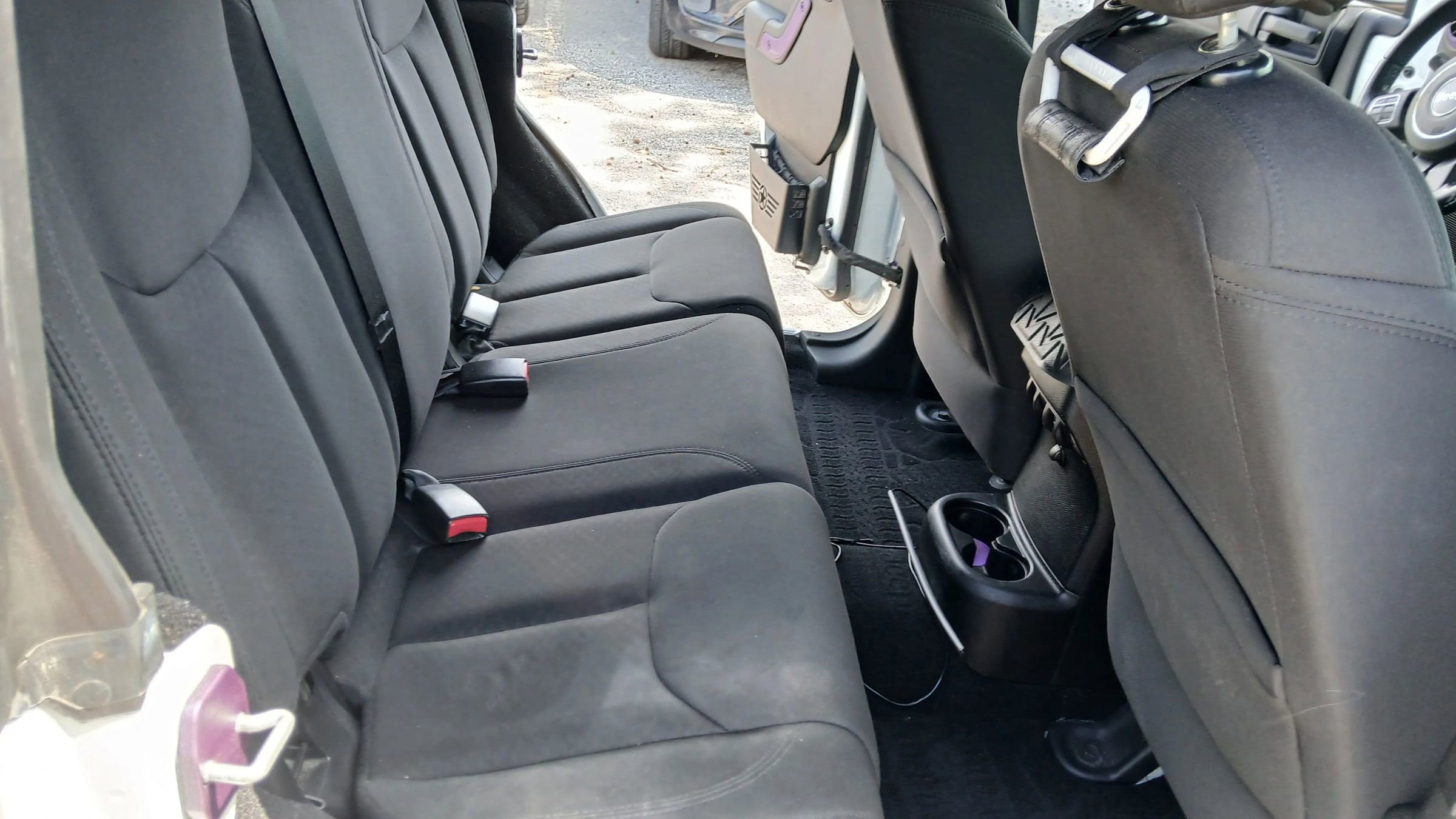 Used 2015 Jeep Wrangler Unlimited Sport AWD/4WD image 22