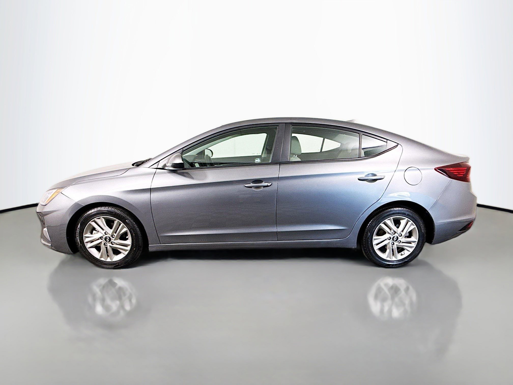 Used 2020 Hyundai Elantra SEL image 6