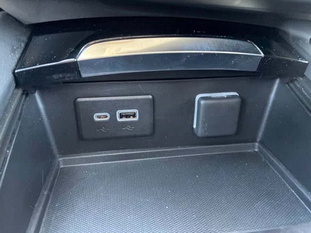 Used 2023 Buick Envision Preferred FWD image 25