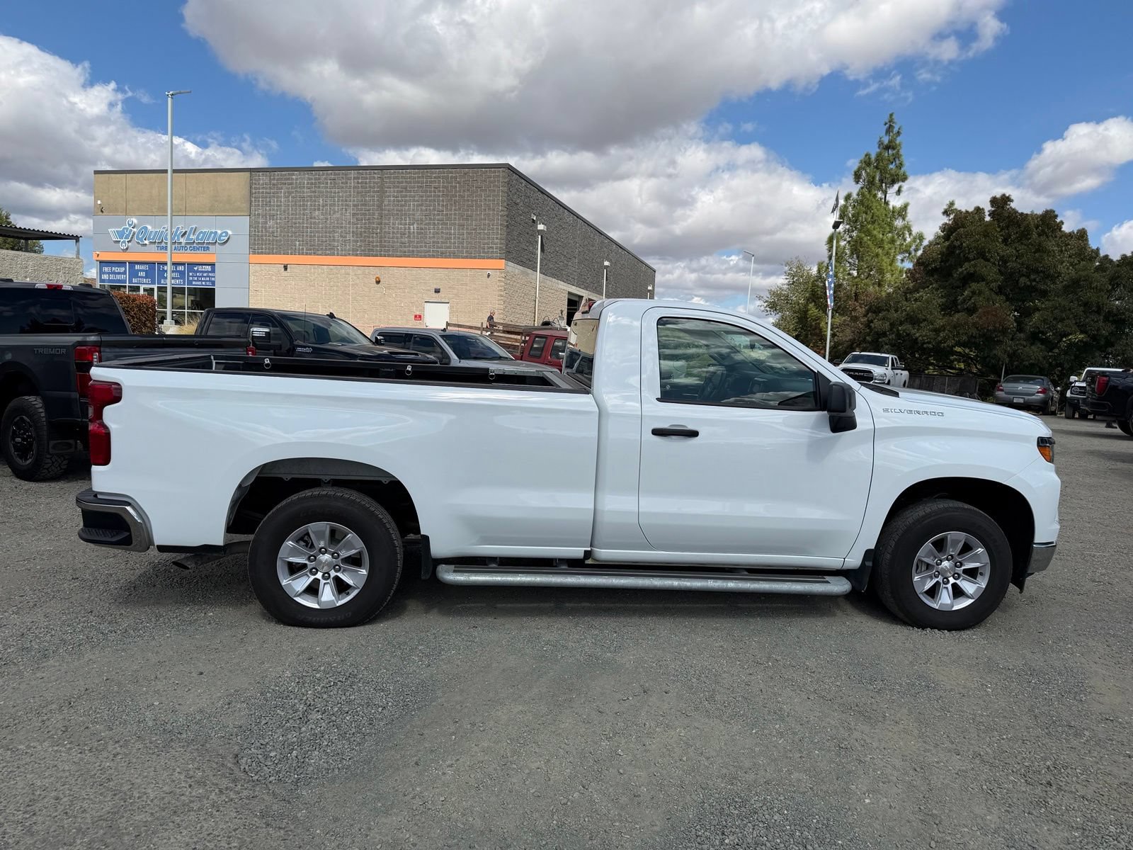 Used 2025 Chevrolet Silverado 1500 W/T RWD image 6
