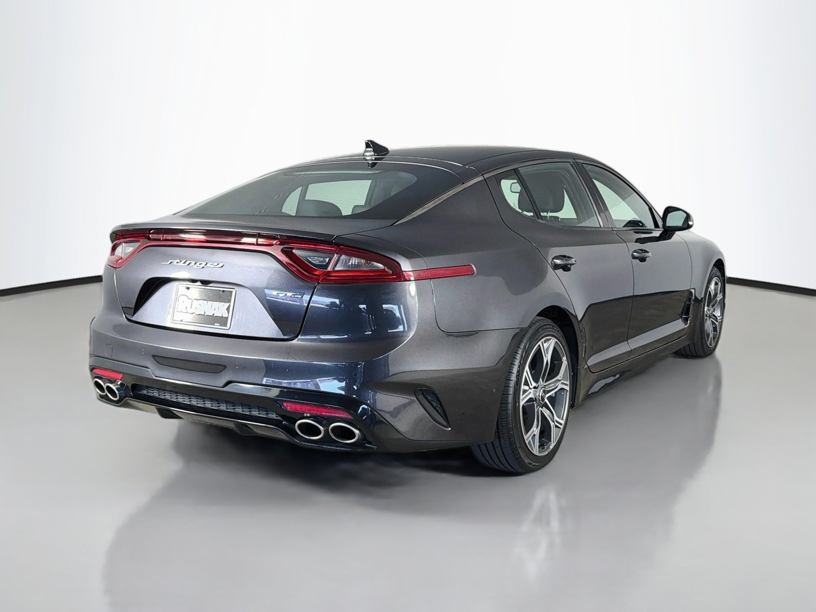 Used 2020 Kia Stinger GT-Line RWD image 7