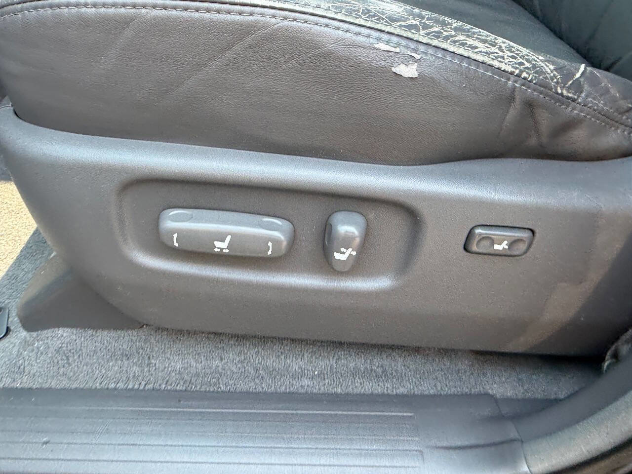 Used 2003 Lexus GX 470 image 17