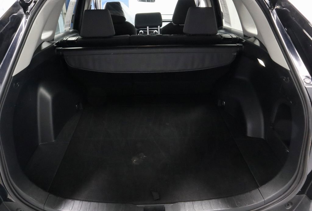 Used 2024 Toyota RAV4 XLE AWD/4WD image 14