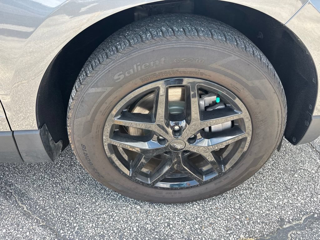 Used 2024 Ford Edge SEL AWD/4WD image 11