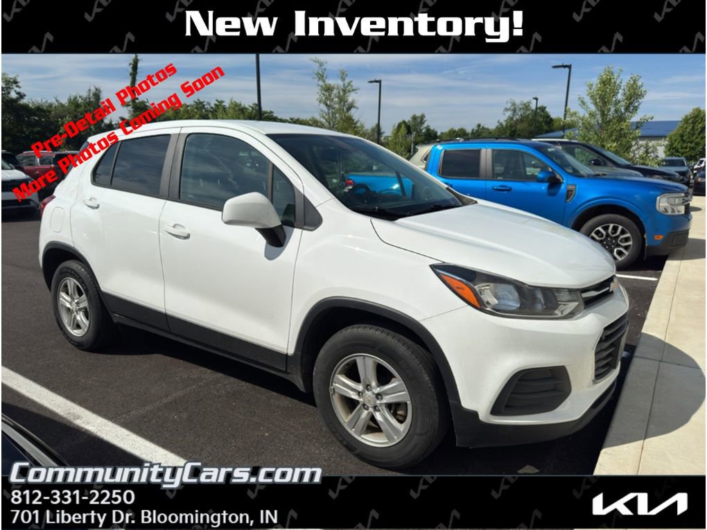 Used 2020 Chevrolet Trax LS w/ Tint and Cruise Package AWD/4WD image 1