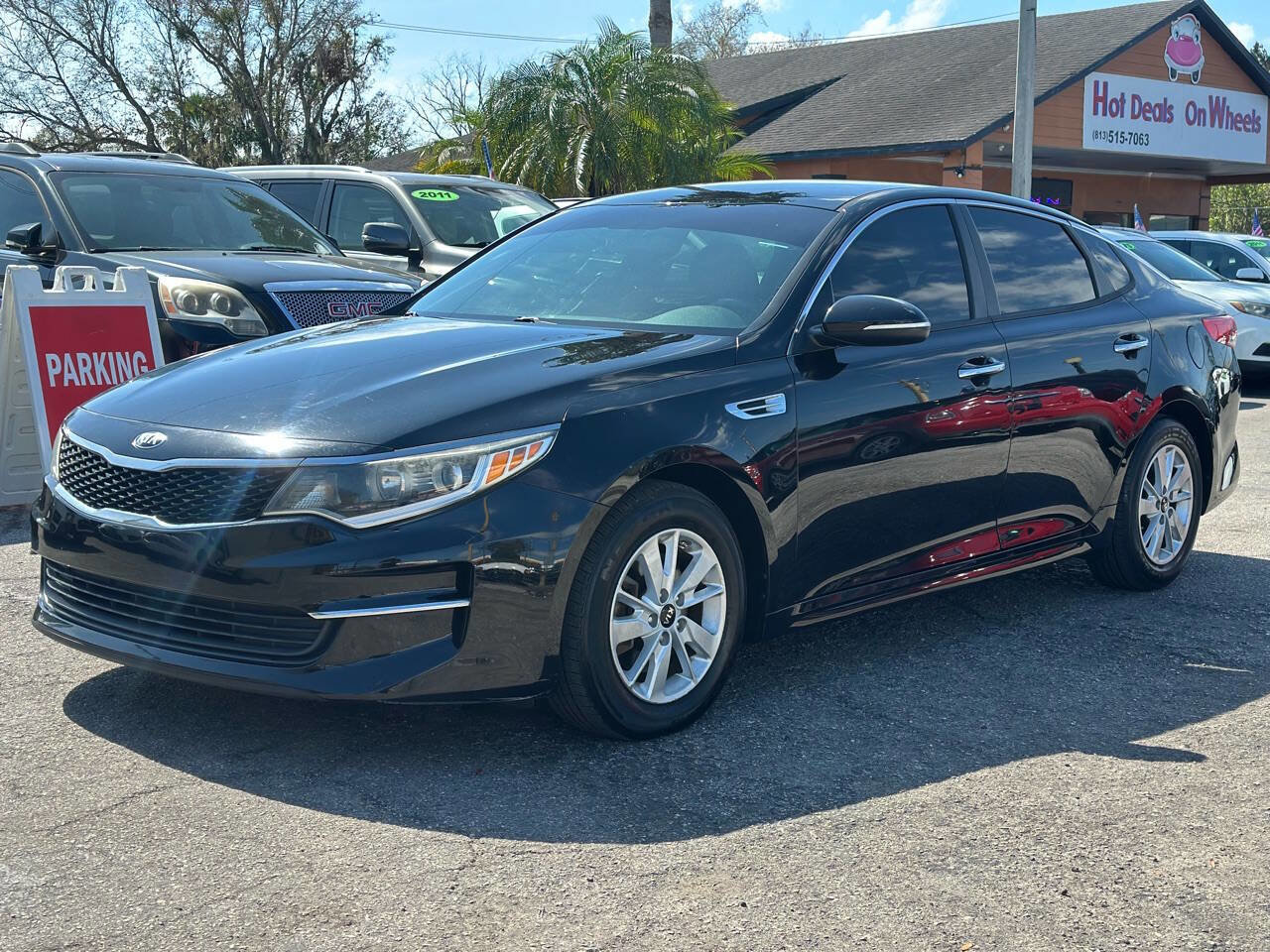 Used 2018 Kia Optima LX image 2