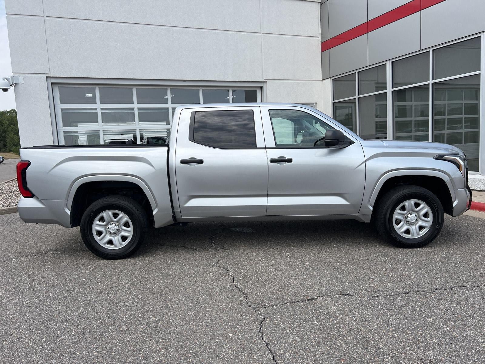 Used 2023 Toyota Tundra SR AWD/4WD image 18