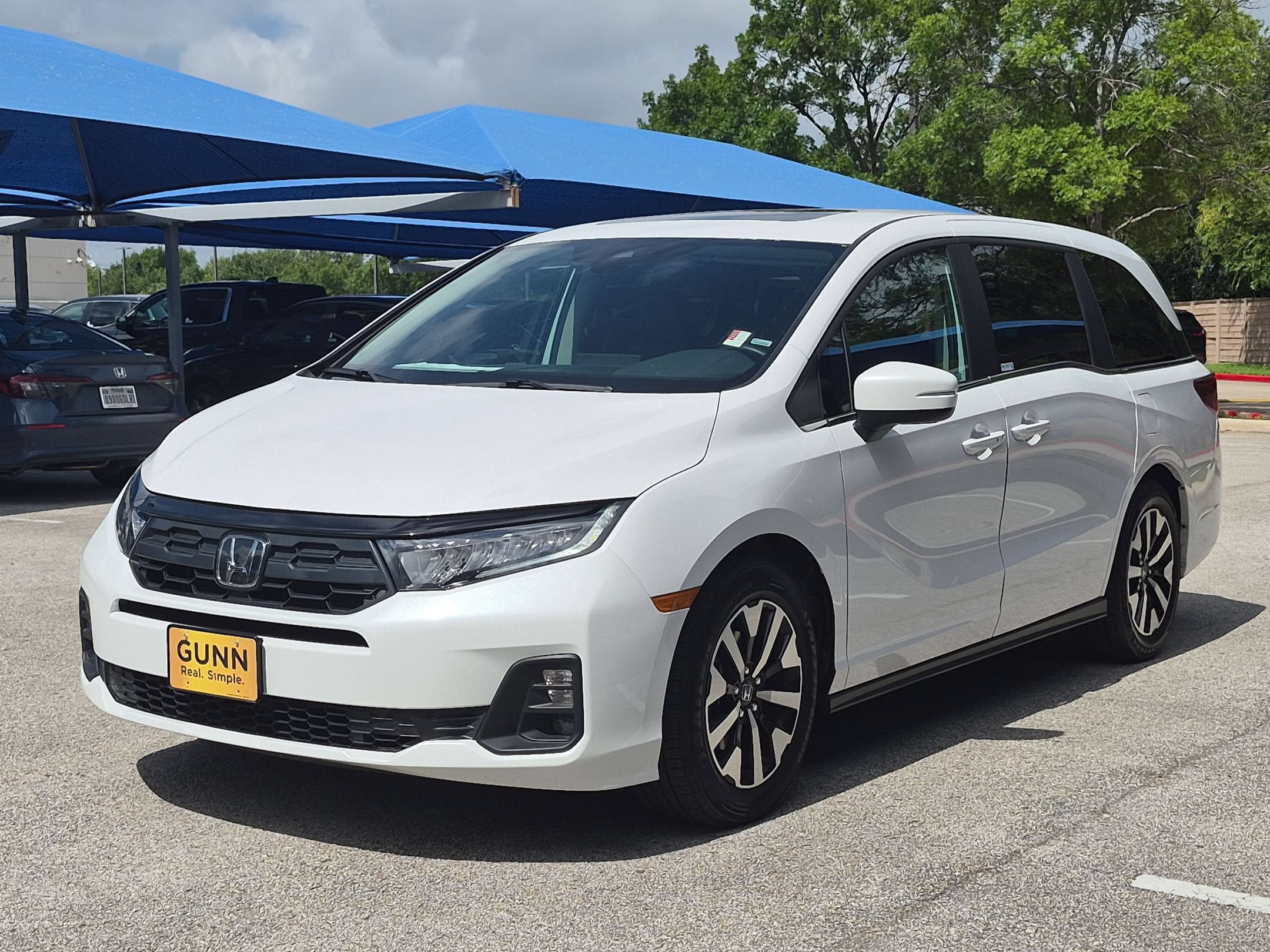Certified 2025 Honda Odyssey EX-L image 7