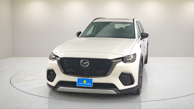 Used 2025 MAZDA CX-70 Plug-In Hybrid w/ Premium Plus AWD/4WD image 2