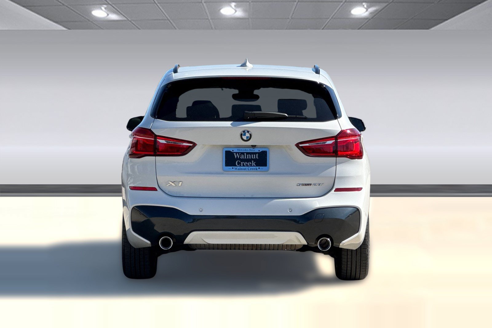 Used 2021 BMW X1 sDrive28i w/ M Sport Package FWD image 9