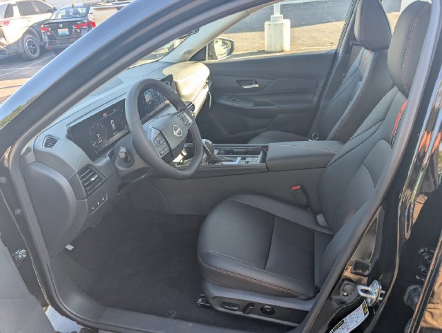 New 2027 Nissan Sentra SR w/ SR Premium Package FWD image 12