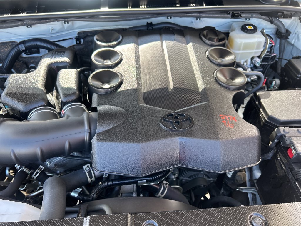 Used 2022 Toyota 4Runner TRD Off-Road AWD/4WD image 22