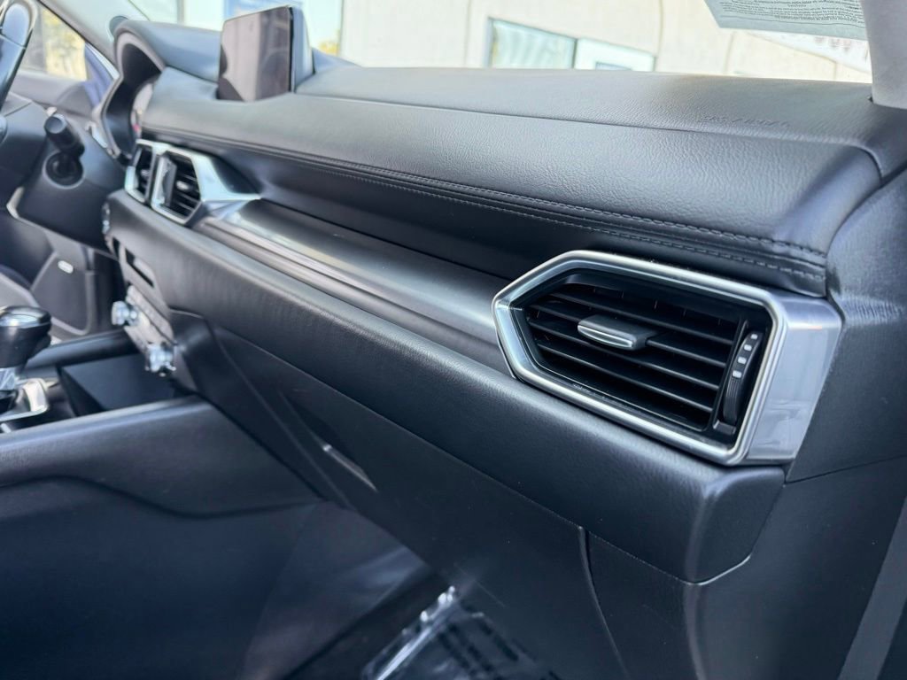 Used 2020 MAZDA CX-5 Touring FWD image 17