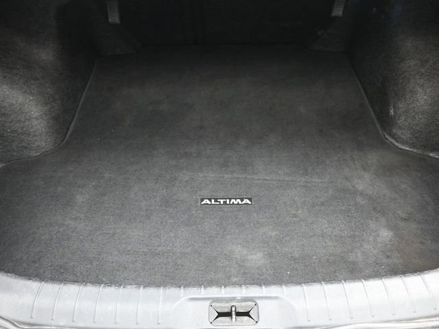 Used 2024 Nissan Altima 2.5 SV image 10