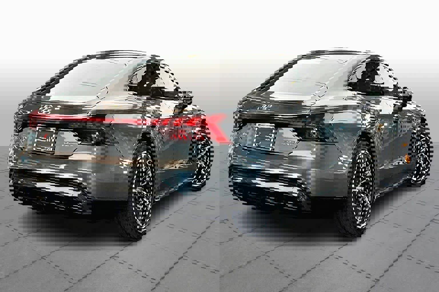 Certified 2023 Audi RS e-tron GT image 12