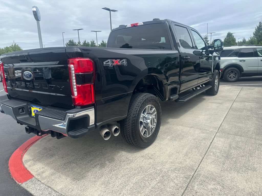 Used 2025 Ford F350 Lariat w/ Camper Package AWD/4WD image 4