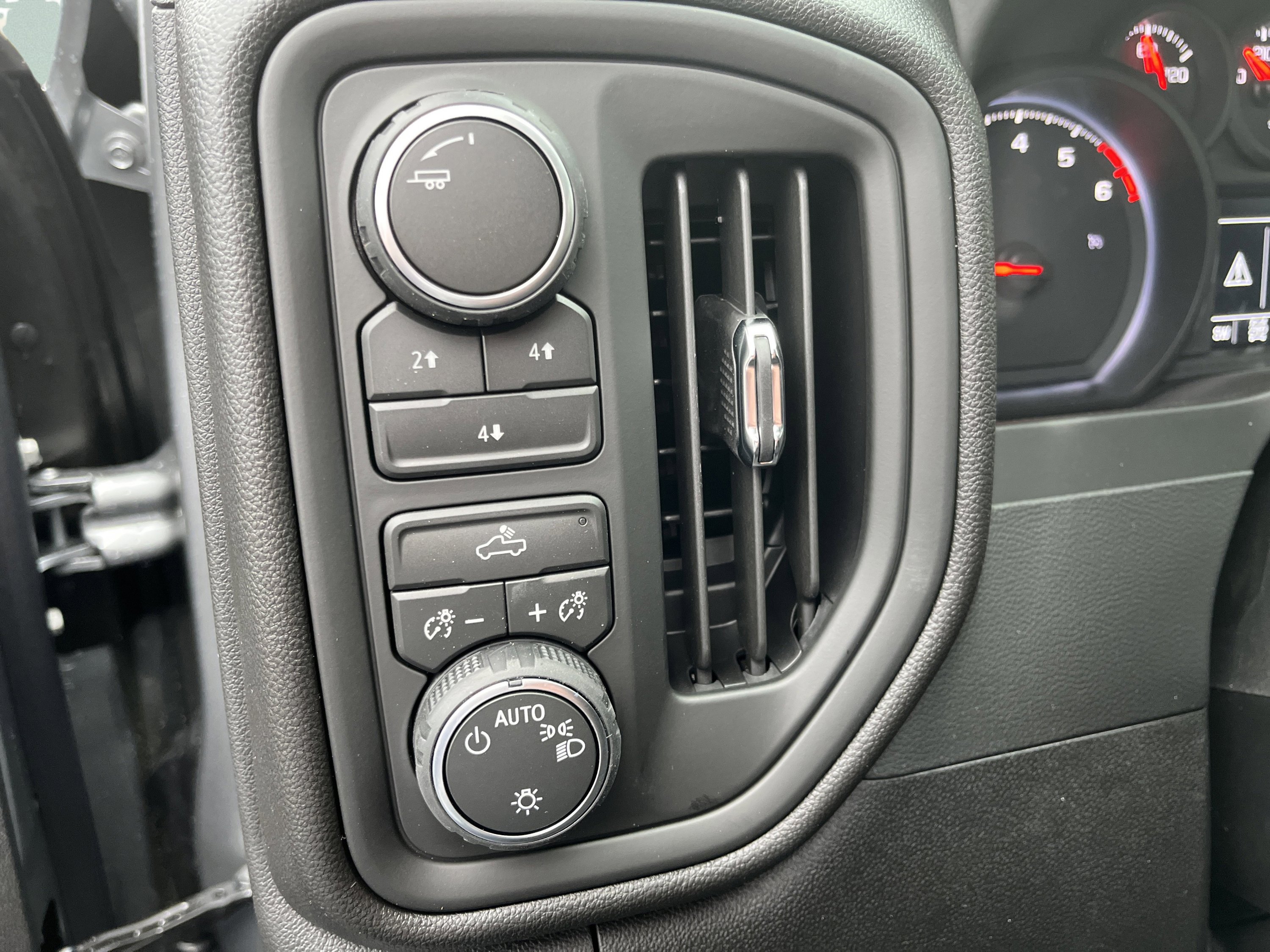 New 2026 Chevrolet Silverado 2500 Custom w/ Custom Convenience Package image 16