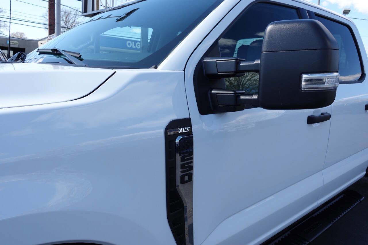 Used 2024 Ford F250 XLT w/ FX4 Off-Road Package image 7